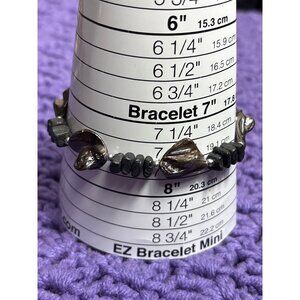 Shell and Black Wooden Silvertone Beaded Bracelet Goldtone Barrel Clasp 7.5 inch
